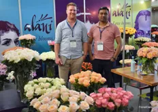 Stephan Heyer and Kiran Nangare with Van Kleef Roses were participating in this exhibition as supplier and grower. “For a very successful show.”